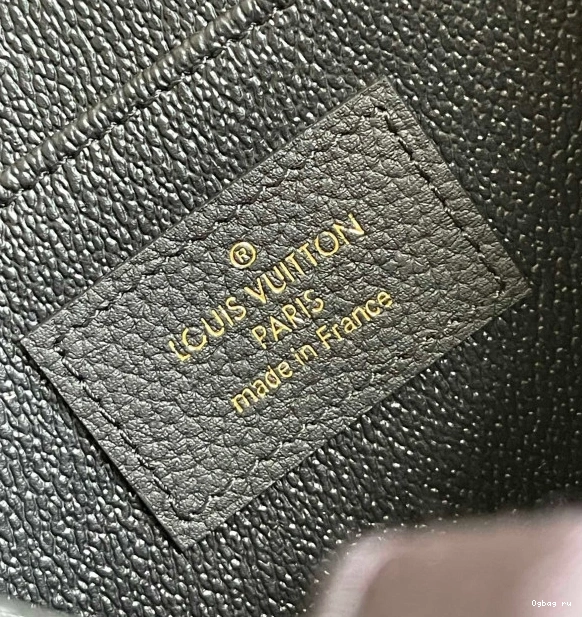 VOYAGE POCHETTE LOUIS VUITTON 0814